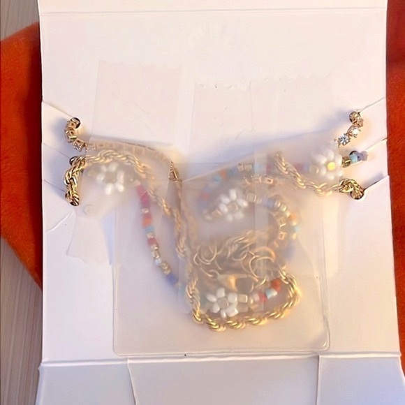 Brand New C&C California Anklet Set Daisy Beaded Gold Tone Braided Rhinestone - Picture 6 of 10
